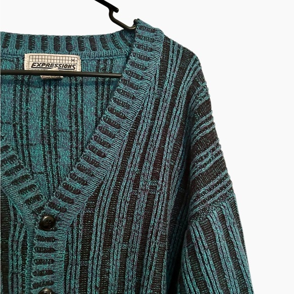 Vintage 90s Expressions Green Textured V-Neck Button-Up Cardigan Sweater Size M - Picture 3 of 5